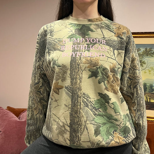 DUMP YOUR REPUBLICAN BOYFRIEND camo crewneck with pink text (L)